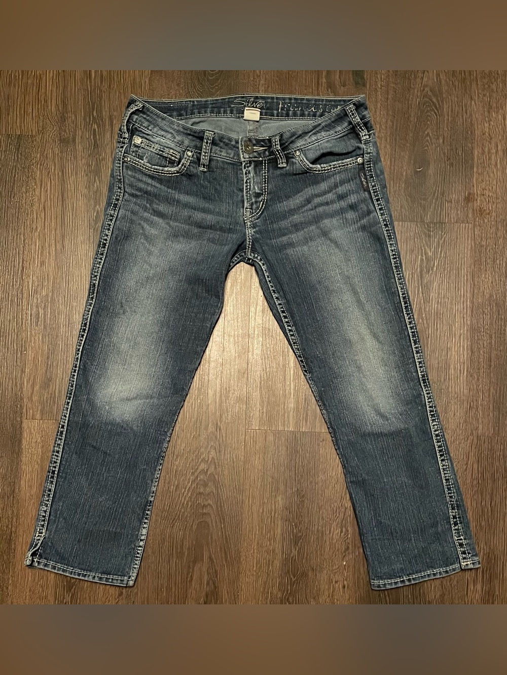 silver jeans Frances capris w29